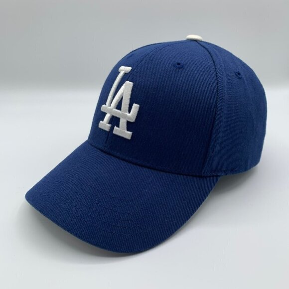 Los Angeles Dodgers MLB Blue Fan Favorite Adjustable Strapback Hat - Picture 3 of 6